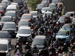 Mulai 2040 Motor Bensin Dilarang Dijual di RI, Mobil di 2050!