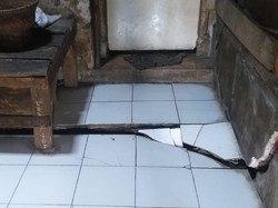 56 Rumah di Sumedang Rusak Diduga Dampak Pembangunan Tol Cisumdawu