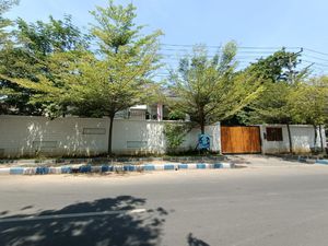 KPK Kejar Aset Bupati Tantri dan Suami