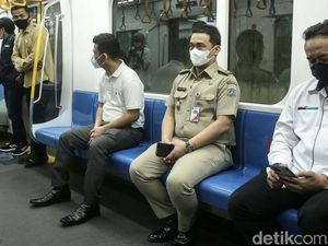 Wagub DKI Uji Coba Sistem Integrasi Transportasi JakLingko Wagub DKI Uji Coba Sistem Integrasi Transportasi JakLingko