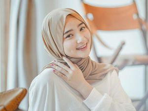 Potret Senyum Manis Ansellma Putri, Seleb TikTok yang Putuskan Berhijab