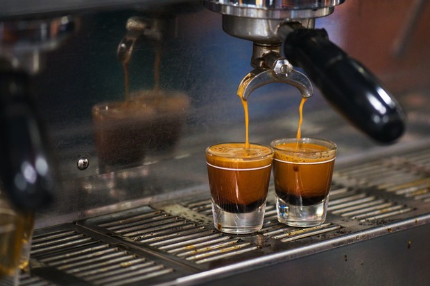 Espresso /Foto: Unsplash/Kevin Butz Kopi espresso yang terkenal pahit