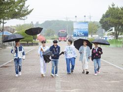 Tonton Episode 11 iKONs Type: One Summer Night di Sini!