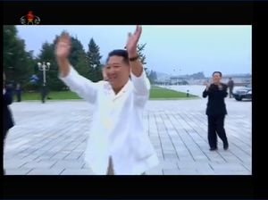 Tampilan Terbaru Kim Jong-Un Lebih Kurus di Tengah Rumor Kesehatan Tampilan Terbaru Kim Jong-Un Lebih Kurus di Tengah Rumor Kesehatan