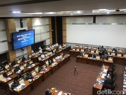 Komisi I DPR Rapat Tertutup dengan Wamenhan-Panglima TNI, Bahas Anggaran