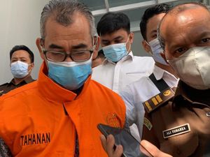 Eks Bupati Kuansing Didakwa Korupsi 6 Proyek, Kerugian Negara Rp 13 M