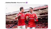 Ronaldo Resmi Berseragam MU Hebohkan Netizen