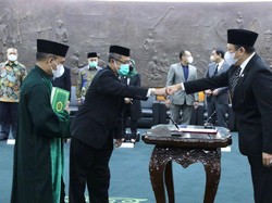 Lantik PAW Anggota MPR, Bamsoet Ajak Masifkan Vaksinasi Ideologi