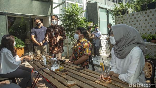 Pengusaha Diminta Beri Diskon Pengunjung yang Sudah Vaksin