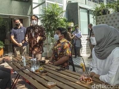 Pengusaha Diminta Beri Diskon Pengunjung yang Sudah Vaksin