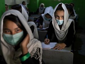 Kisah Pilu Tour Guide Wanita Afghanistan Setelah Kabul Dikuasai Taliban Kisah Pilu Tour Guide Wanita Afghanistan Setelah Kabul Dikuasai Taliban