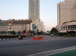 Situasi Lalin di Jl MH Thamrin Jakarta Saat Sanksi Tilang Gage Berlaku