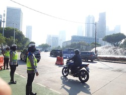 Sanksi Tilang Berlaku Hari Ini, Lalin Kawasan Gage Sudirman Ramai Lancar