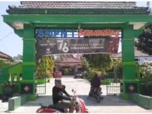 149 Unit Tablet SMPN 1 Tuban Senilai Rp 200 Juta Raib Digondol Maling 149 Unit Tablet SMPN 1 Tuban Senilai Rp 200 Juta Raib Digondol Maling