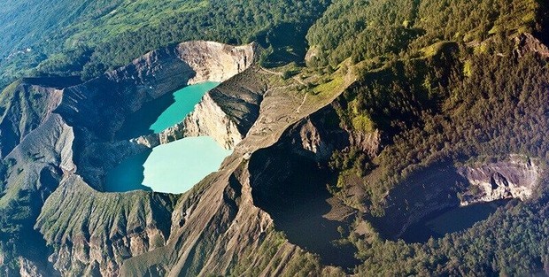 Taman Nasional Kelimutu, Nusa Tenggara Timur/Foto: pinterest.com