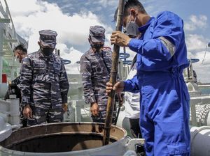 Kapal Tanker Berbendera Panama Ditangkap, Diduga Mau Buang Limbah Kapal Tanker Berbendera Panama Ditangkap, Diduga Mau Buang Limbah