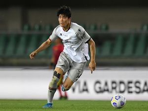 Arsenal Gaet Tomiyasu dari Bologna, Pinjamkan Bellerin ke Real Betis