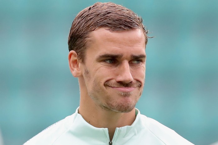 TALLINN, ESTONIA - AUGUST 14:  Antoine Griezmann  of Atletico Madrid looks on during a training session ahead of the UEFA Super Cup match against Real Madrid CF at Lillekuela Stadium on August 14, 2018 in Tallinn, Estonia.  (Photo by Alexander Hassenstein/Getty Images)