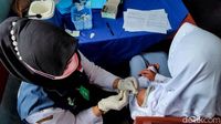 Ciamis Gelar Sekolah Tatap Muka, Siswa Ramai-ramai Divaksin Corona
