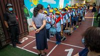 Corona Mereda, China Mulai Gelar Sekolah Tatap Muka