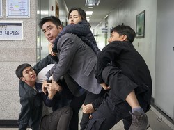 Ketika Intel Polisi Pura-pura Dagang Malah Laris Manis di Extreme Job