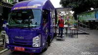 Gencar Vaksinasi COVID-19, Yogyakarta Sediakan Layanan Mobil Vaksin