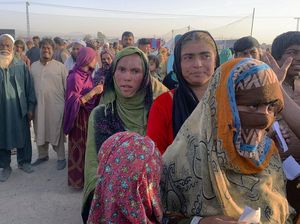 Negara-negara Asia Tengah Tak Mau Tampung Pengungsi Afghanistan Negara-negara Asia Tengah Tak Mau Tampung Pengungsi Afghanistan