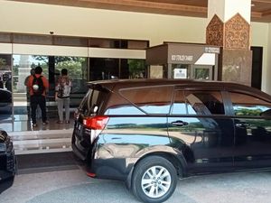 KPK Juga Geledah Kantor Pemkab Probolinggo, 2 Kecamatan dan Balai Desa KPK Juga Geledah Kantor Pemkab Probolinggo, 2 Kecamatan dan Balai Desa