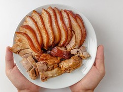 5 Kuliner Babi khas Korea, Ada Babi Panggang dan Sup Tulang Babi