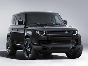 New Defender V8 Edisi James Bond Cuma Ada 300 Unit New Defender V8 Edisi James Bond Cuma Ada 300 Unit