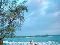 Pantai Bugel Banten (Bugle Beach Mega Camara), Surga Tersembunyi di Pandeglang