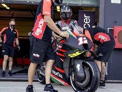 Vinales Mengeluh Lagi, Katanya Naik Motor Aprilia Lebih Melelahkan