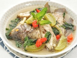 Resep Sup Gurame Kuah Bening Segar yang Gampang Dibuat