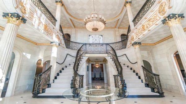 Amsyong Dah! Rumah Sultan Setengah Triliun Ditawar di Bawah Rp 70 M