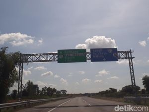 Pengguna Tol Pasuruan Curhat Dilempar Batu, Ini Kata Pengelola Pengguna Tol Pasuruan Curhat Dilempar Batu, Ini Kata Pengelola