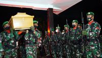 4 TNI yang Gugur Diserang KST Disemayamkan di Makorem Sorong