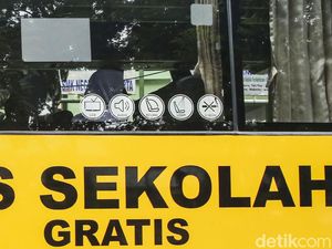 Bus Sekolah DKI Kembali Antar Jemput Siswa