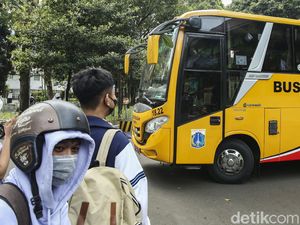 Pemprov DKI Kembali Operasikan 171 Bus Sekolah untuk PTM, Ini Rutenya