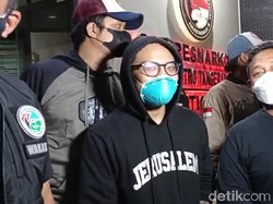 Status Komika Coki Pardede di Kasus Sabu Ditentukan Sore Ini