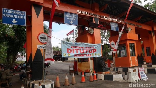 Foto: Wisatawan Disuruh Pulang dari Pantai Baron