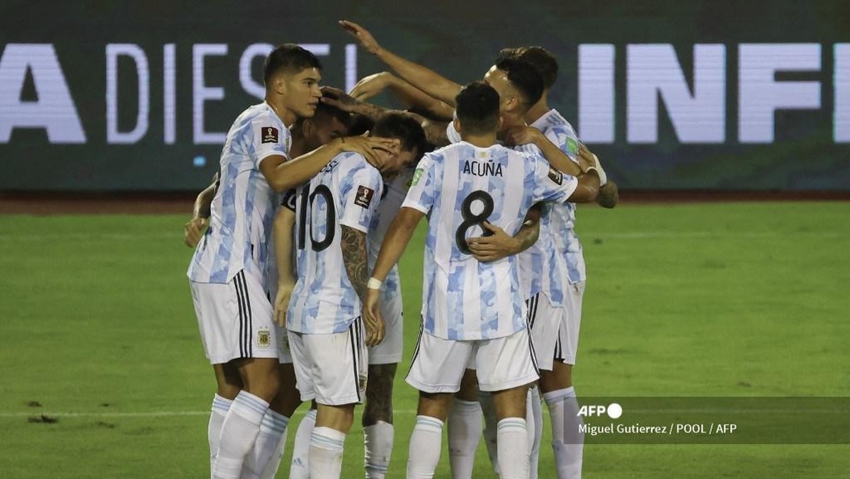 Argentina menang 3-1 atas Venezuela (Foto: AFP/MIGUEL GUTIERREZ)