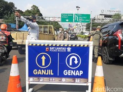 Polisi Tetap Terapkan One Way Saat Ganjil Genap di Puncak Bogor