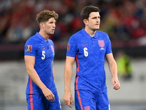 Cannavaro: Stones-Maguire Bagus, tapi Tak Senakal Chiellini