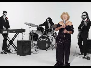 Penyintas Holocaust Berjuluk Nenek Death Metal Meninggal Dunia Penyintas Holocaust Berjuluk Nenek Death Metal Meninggal Dunia