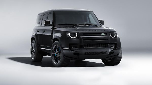 Elegan dan Gahar, Wujud Land Rover Edisi Spesial James Bond Cuma Ada 300 Unit