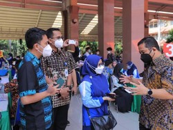 1.100 Pelajar di Kota Tangerang Tervaksinasi dalam Waktu 1,5 Jam