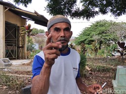 Cerita Sedih Penggali Kubur COVID-19 Difitnah Gegara Insentif