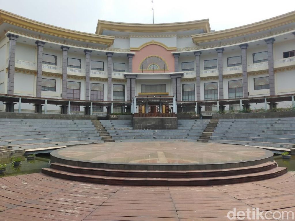 Perkampungan Budaya Betawi Setu Babakan, Desa Wisata Terbaik di Jakarta Perkampungan Budaya Betawi Setu Babakan, Desa Wisata Terbaik di Jakarta