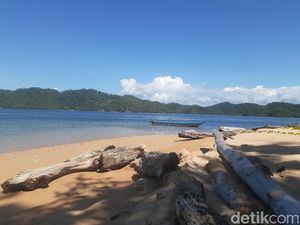 Satu Lagi Nih Pesona Papua, Pulau Ugar Satu Lagi Nih Pesona Papua, Pulau Ugar