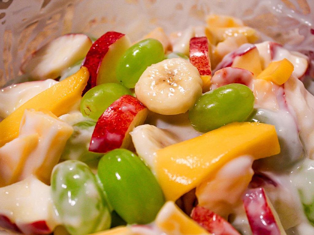 Resep Salad Buah Saus Yogurt yang Cocok Buat Diet Resep Salad Buah Saus Yogurt yang Cocok Buat Diet